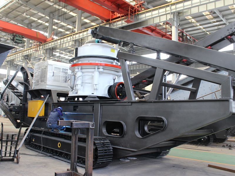 履帶式圓錐破碎站.jpg 履帶式圓錐破碎站.jpg